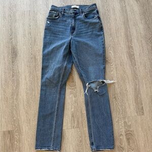 Abercrombie & Fitch 90’s Slim Straight Ultra High Rise Blue Jeans